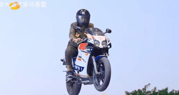 一个比一个廉价，辱智的五毛特效，但凡上点心都做不出这种东西