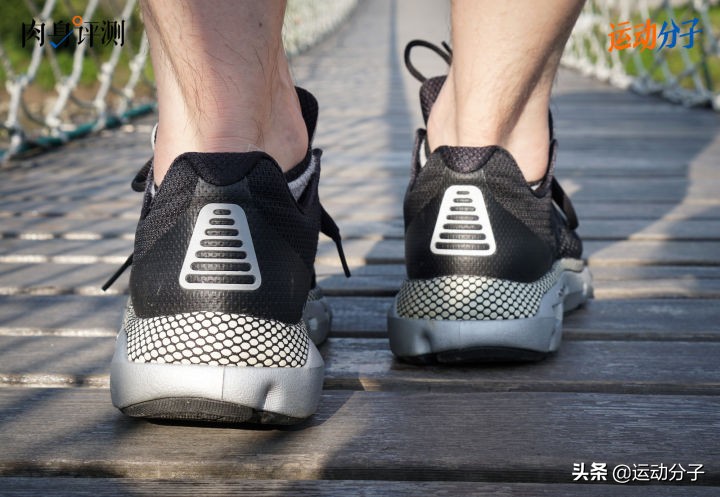 uahovrphantomrn璺戦瀷璇勬祴,uahovrinfinite3璺戦瀷璇勬祴