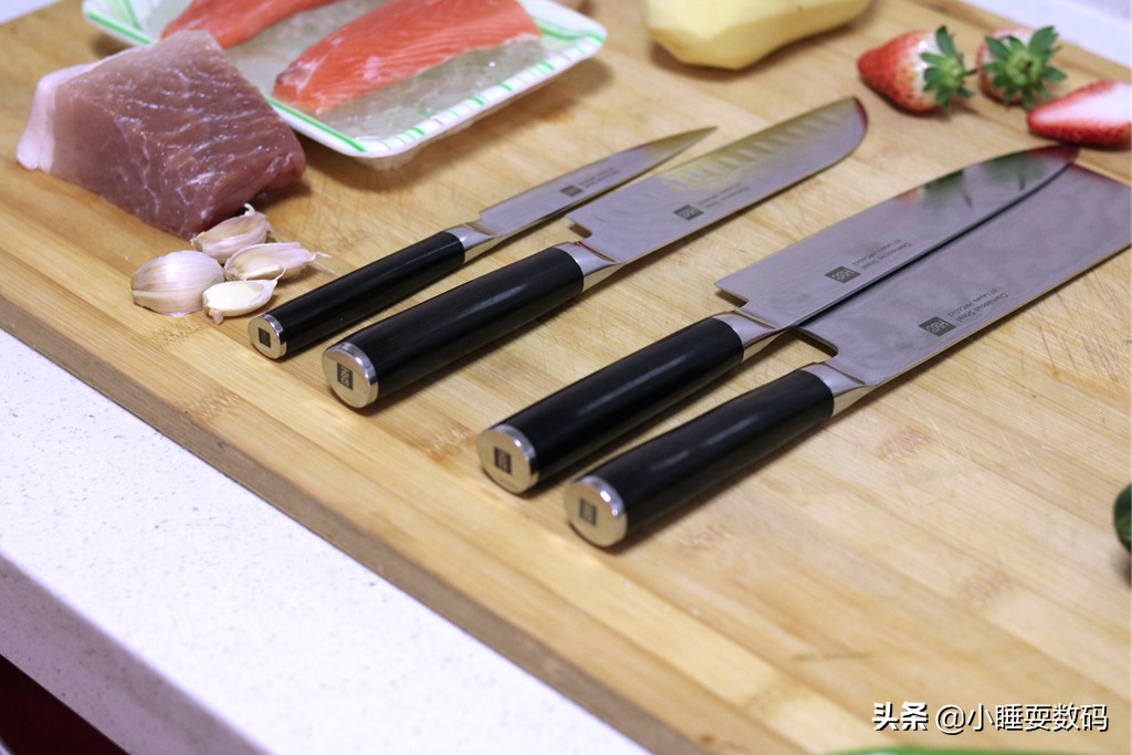 切菜要用什么刀具最好用,小米刀具砧板消毒机测评
