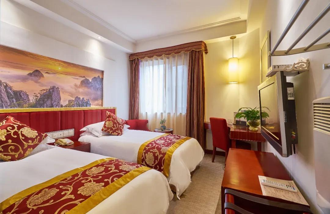 黄山秋季旅游攻略必备品,黄山风景区自由行旅游攻略