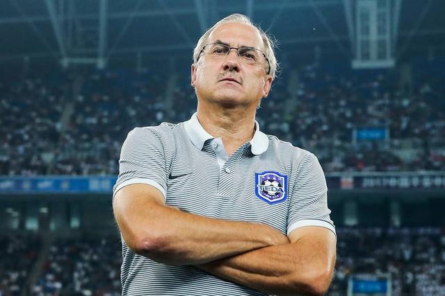 中超主帅为保级公开炮轰足协,u23新政来袭中超各队