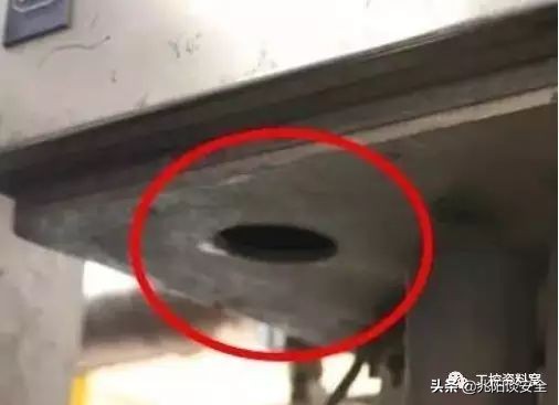 12类电气设备,12个漏电保护器用多大的电箱