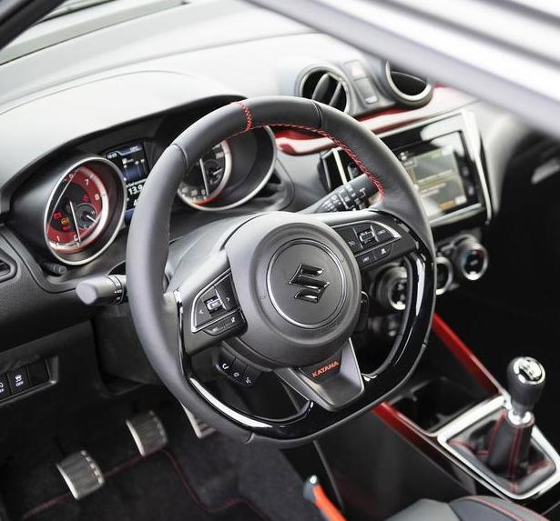 轻骑铃木独标125新款小钢炮,铃木小钢炮最新款价格