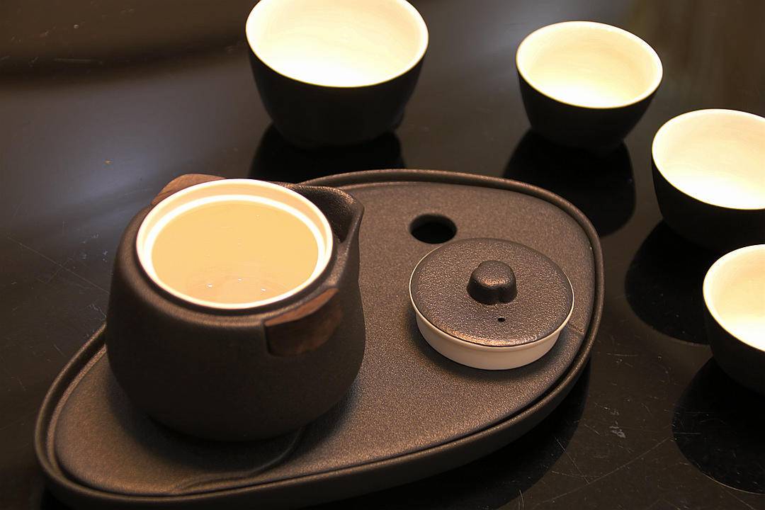 如何正确用茶具喝茶,茶具讲究简单概括