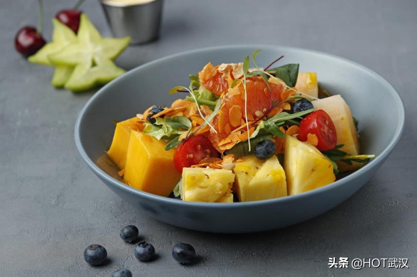 全国首家宝马MINI跨界西餐酒吧光谷开业，真的好吃