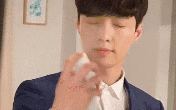 明星卖的雅漾补水喷雾是正品吗,明星推荐喷雾补水仪