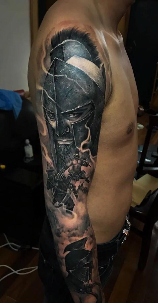 没有绘画基础学纹身有前途嘛,没有画画基础能学纹身吗