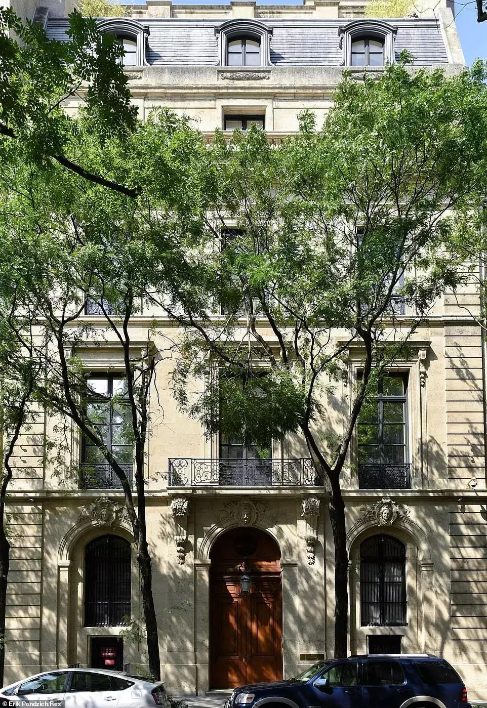 特朗普辩论中讽刺克林顿,特朗普惊天丑闻