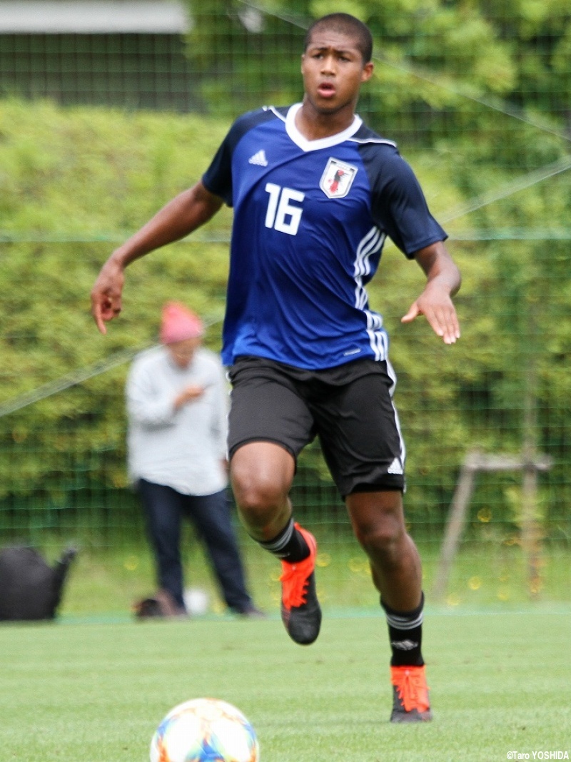 日本天才小将首秀大逆转,日本足球天才少年