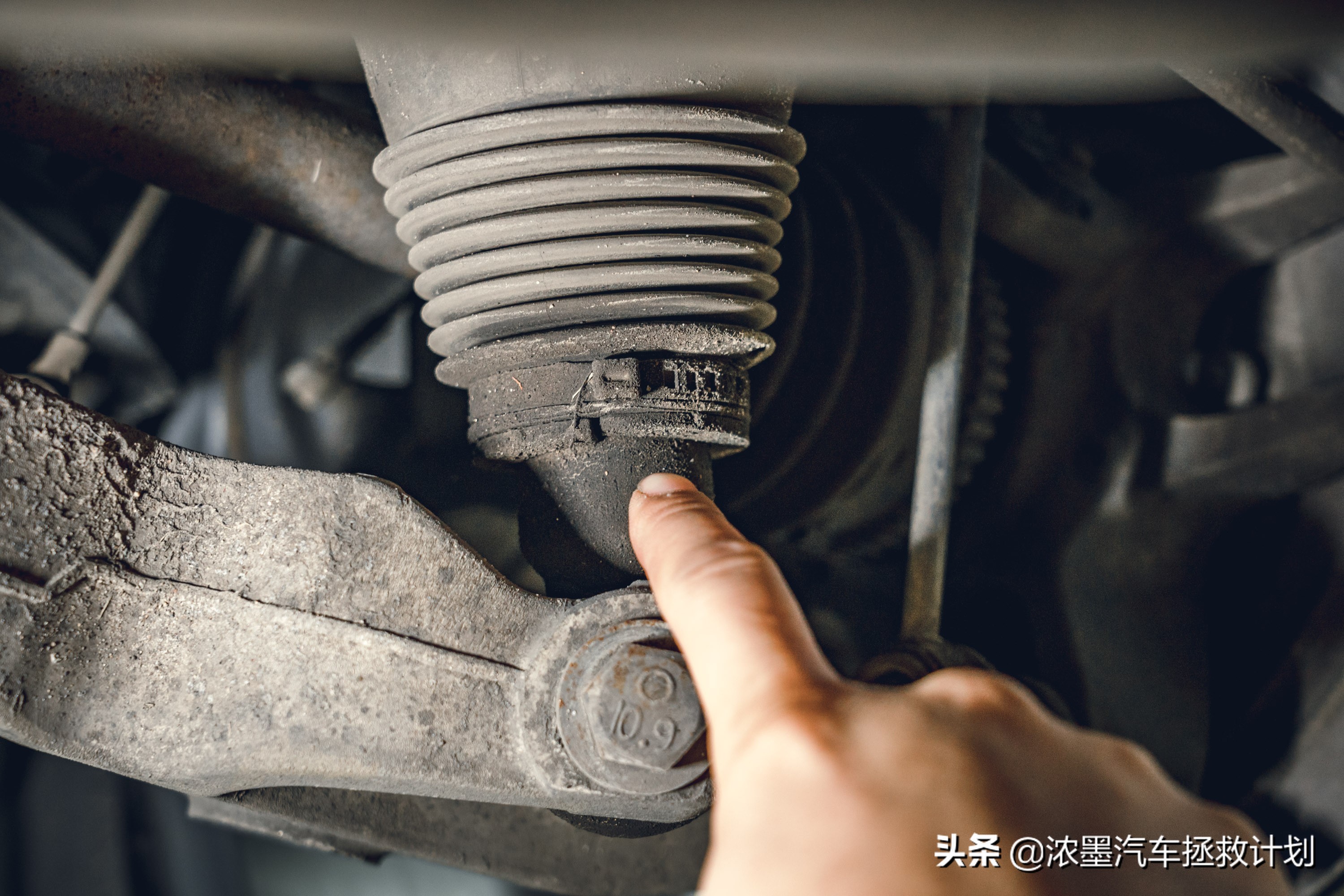 专业维修整备老款捷豹xj系列,老款捷豹xj整备视频