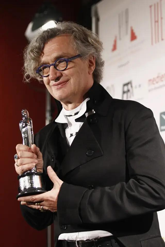 柏林苍穹之下,柏林墙之墙