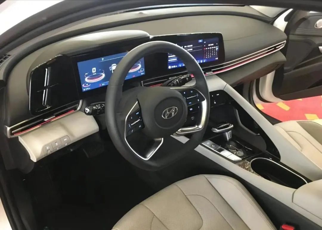 起亚k32021款改款1.5lcvt时尚版,东风悦达起亚k3是前驱还是后驱