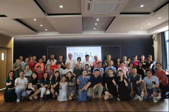 香山小学艺术课程,香山小学最新视频