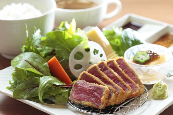 2019CP值最高！日本目前最受注目的5间定食连锁店