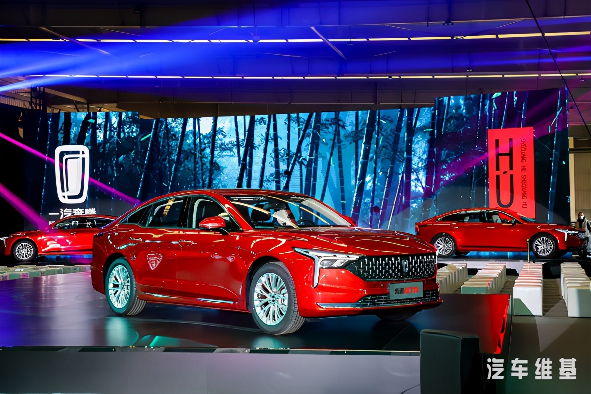 奔腾9.99万,奔腾1.5t尊享版b70新款2022款落地价