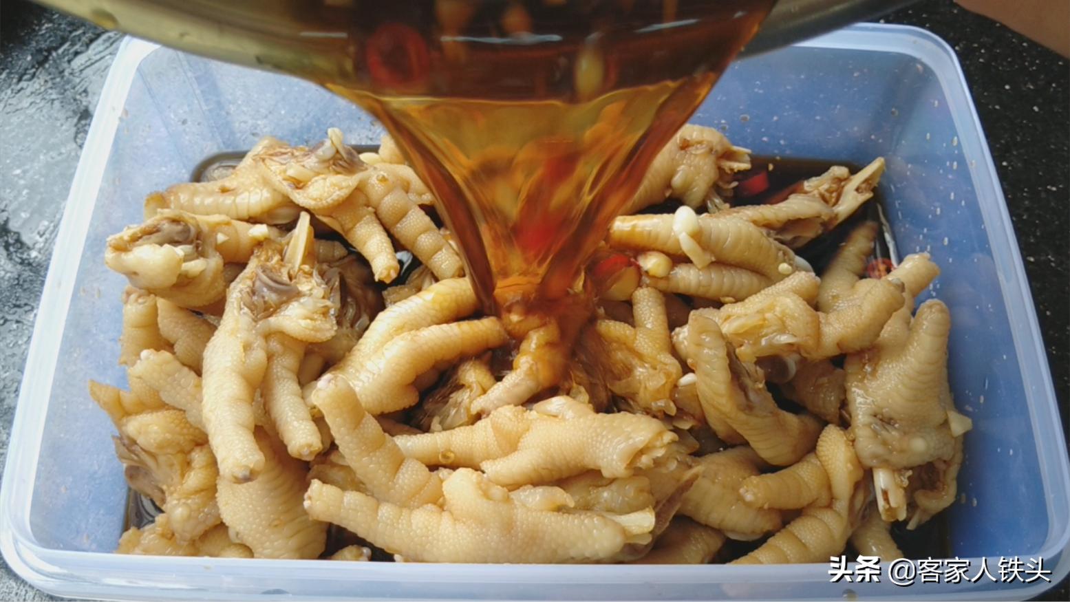 鸡爪怎么炖好吃又简单又营养,软烂鸡爪怎么卤好吃又简单