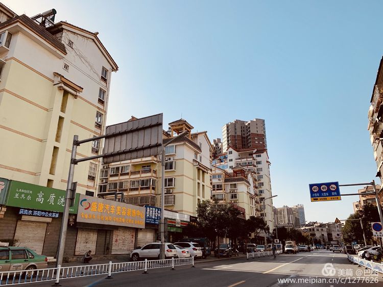 上阳宫到百货楼,疫情下逛西工,期待小街锅贴,王城广场听戏