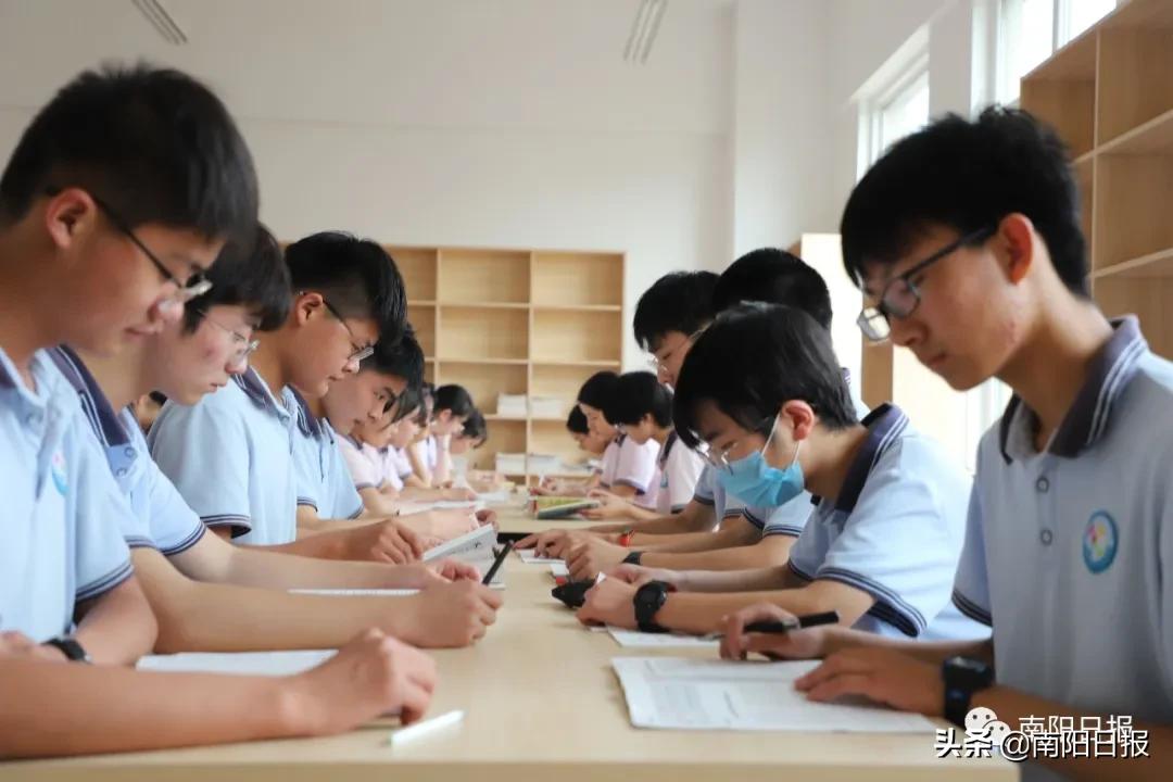 南阳完全中学校长,南阳完全学校新店