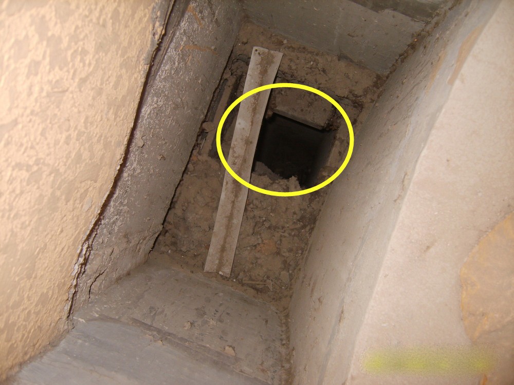 楼上烟道漏水楼下怎么维修,新房烟道附近墙壁渗水