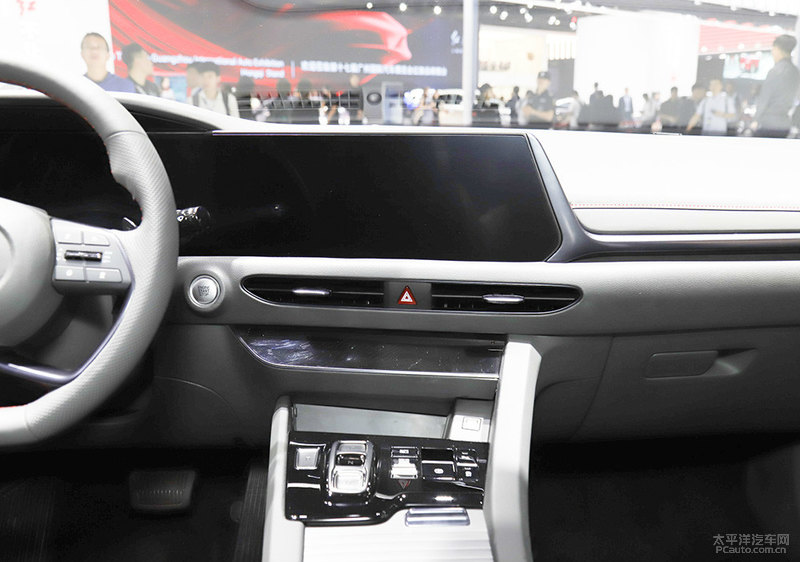 奥迪新a4l2023款,奥迪a3和小鹏p7哪个好