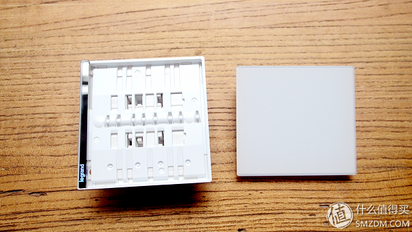 无边框开关插座,无边框开关插座拆解