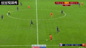 停球失误中国队,足球史上最变态的停球停8米
