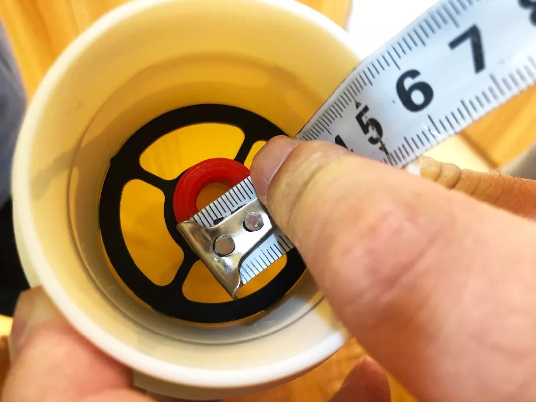 卫生间下水口返水发臭?试试用这个,一通从此干净清新无异味