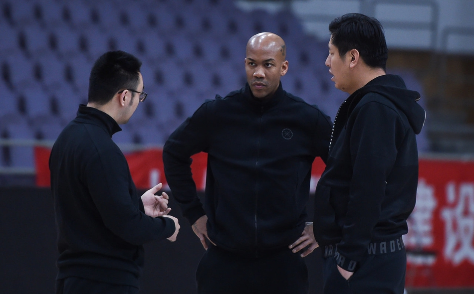 北控打算引进2024季大中锋外援吗,2023年北控男篮人员名单