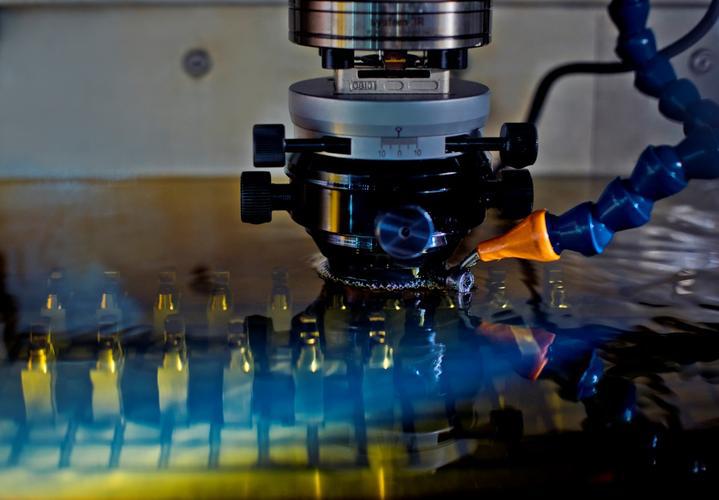 中国一元打火机风靡全球,中国1块钱打火机曾风靡全球