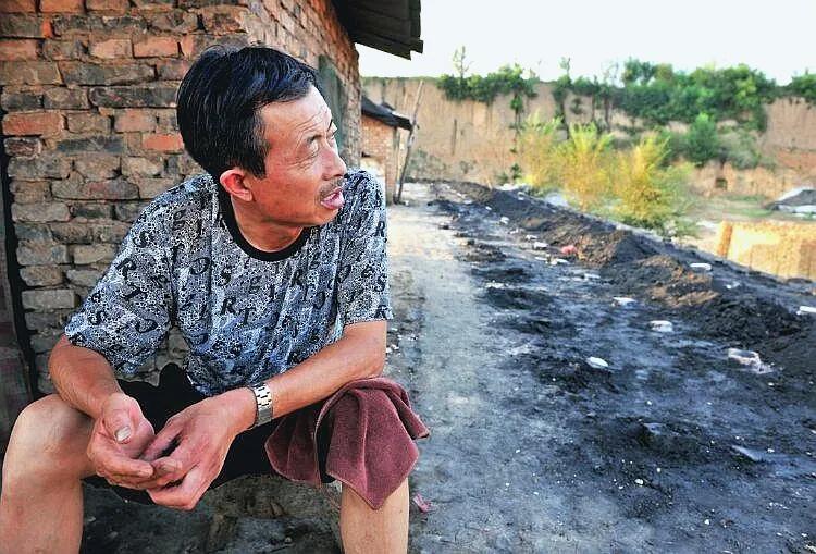 夫妻烧烤店打工一个月能赚多少,夫妻烧烤店收入十几万