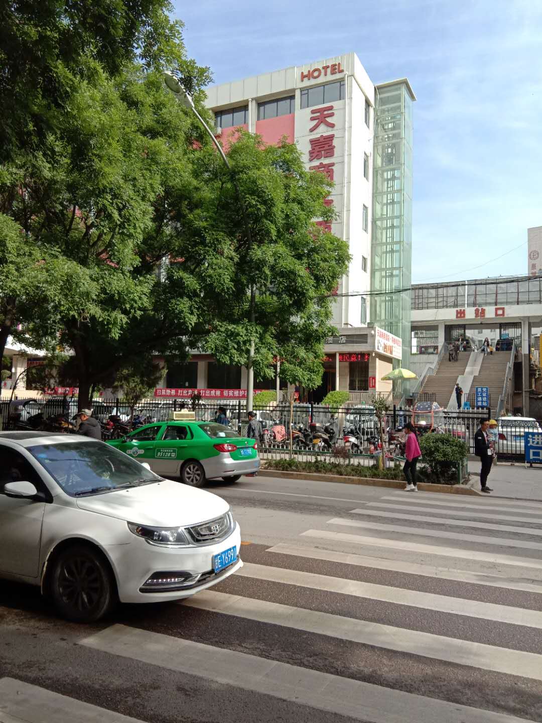 甘谷金山农民作家张志刚,甘谷徒步张志刚