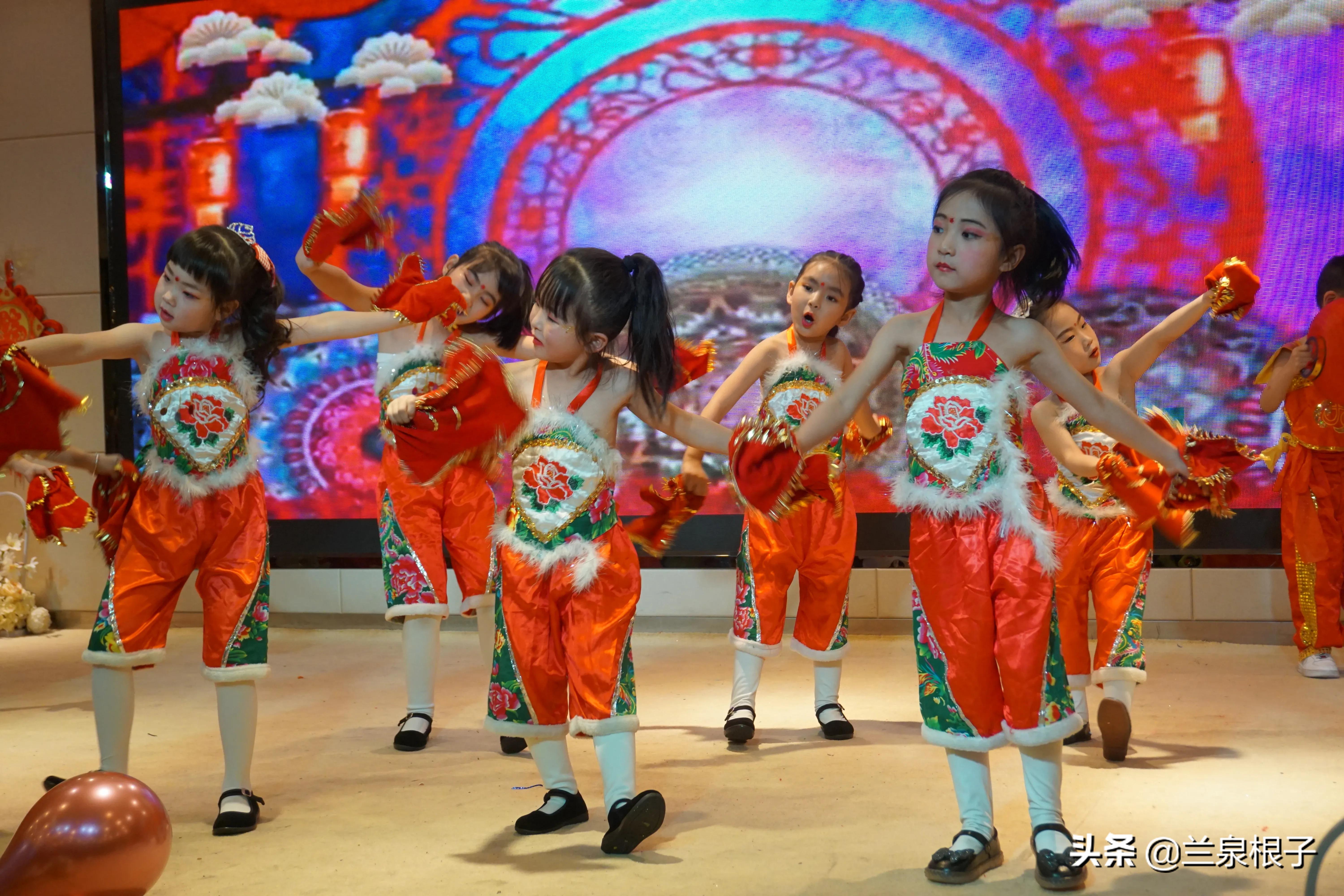 金色阳光幼儿园嘉年华,迎新年亲子活动幼儿园