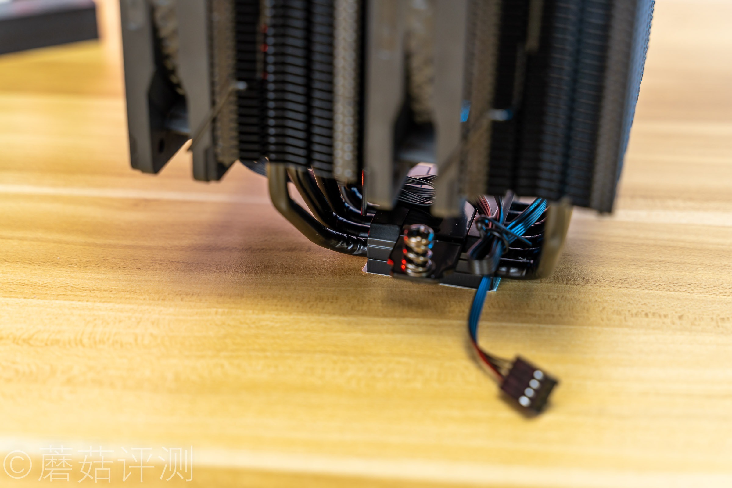 九州风神大霜塔v3散热测试,cpu散热器九州风神大霜塔