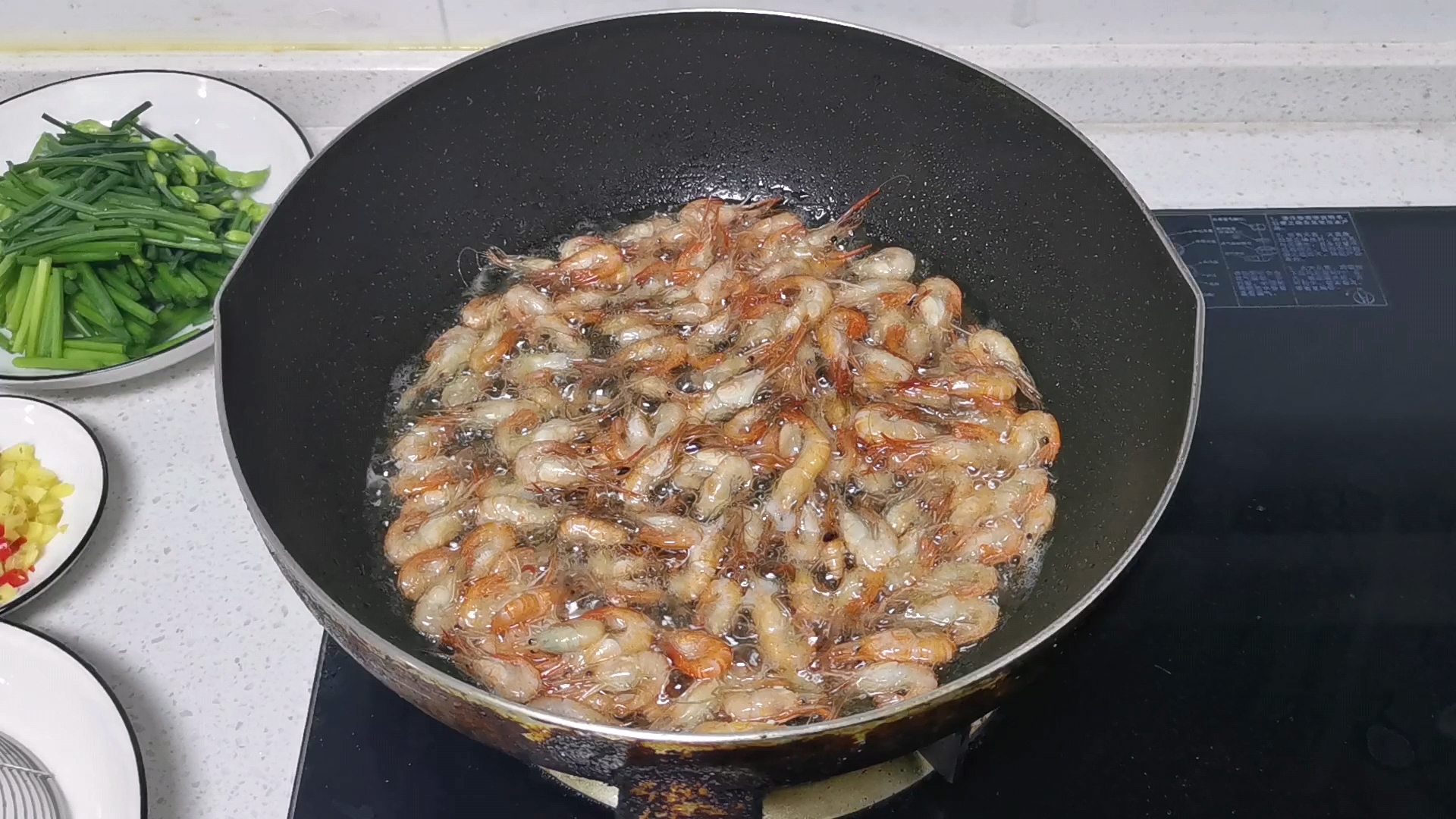 韭菜花炒河虾的做法,韭菜花炒河虾如何做