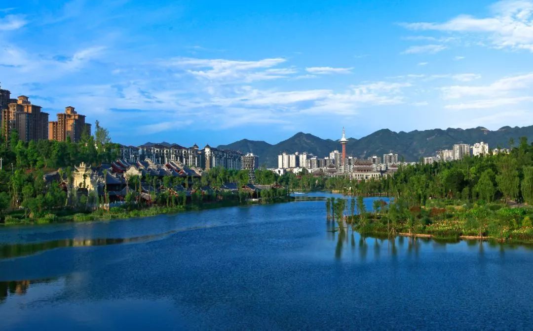 重庆避暑凉快的地方,重庆人都去贵州哪里避暑最好