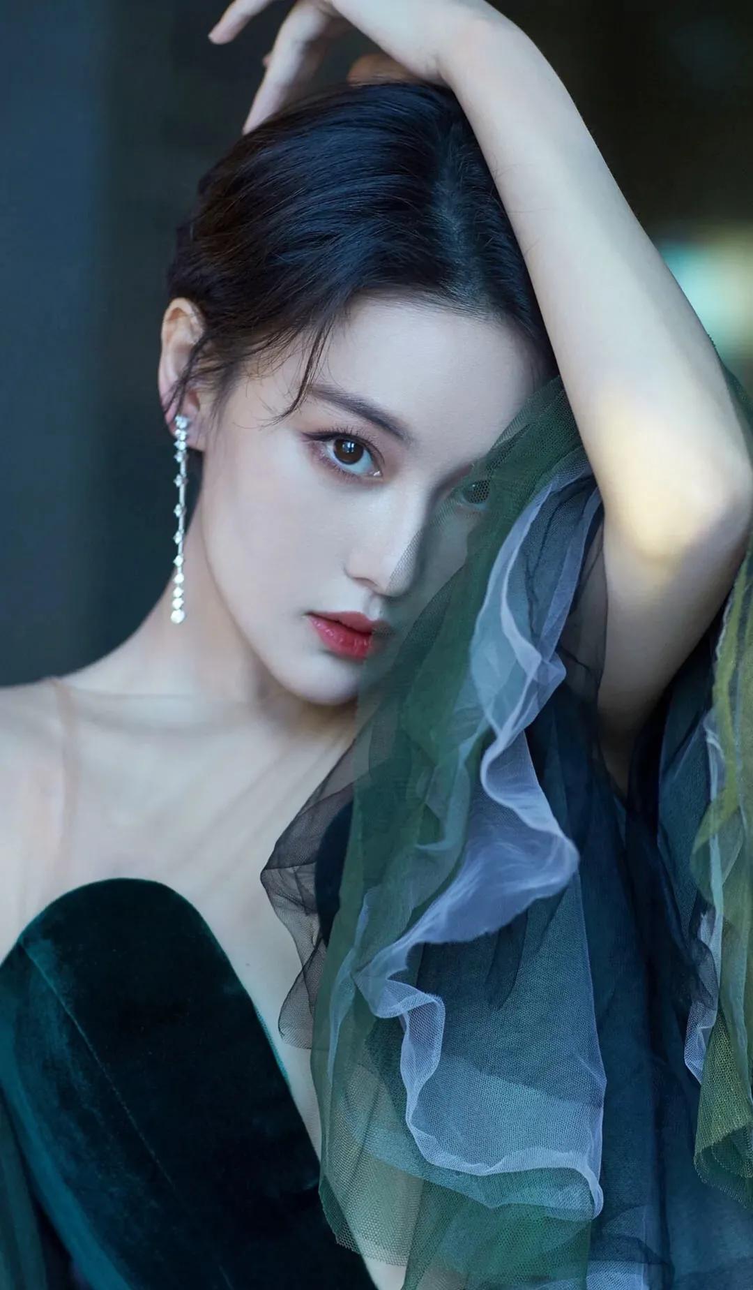 “最美军嫂”张馨予的感情史,军嫂明星张馨予