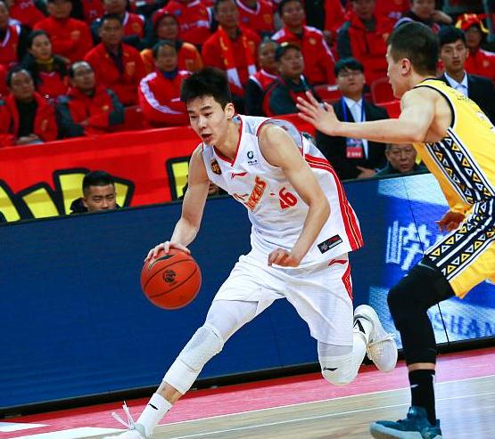 王治郅亚洲杯劈扣,王治郅劈扣奥拉朱旺