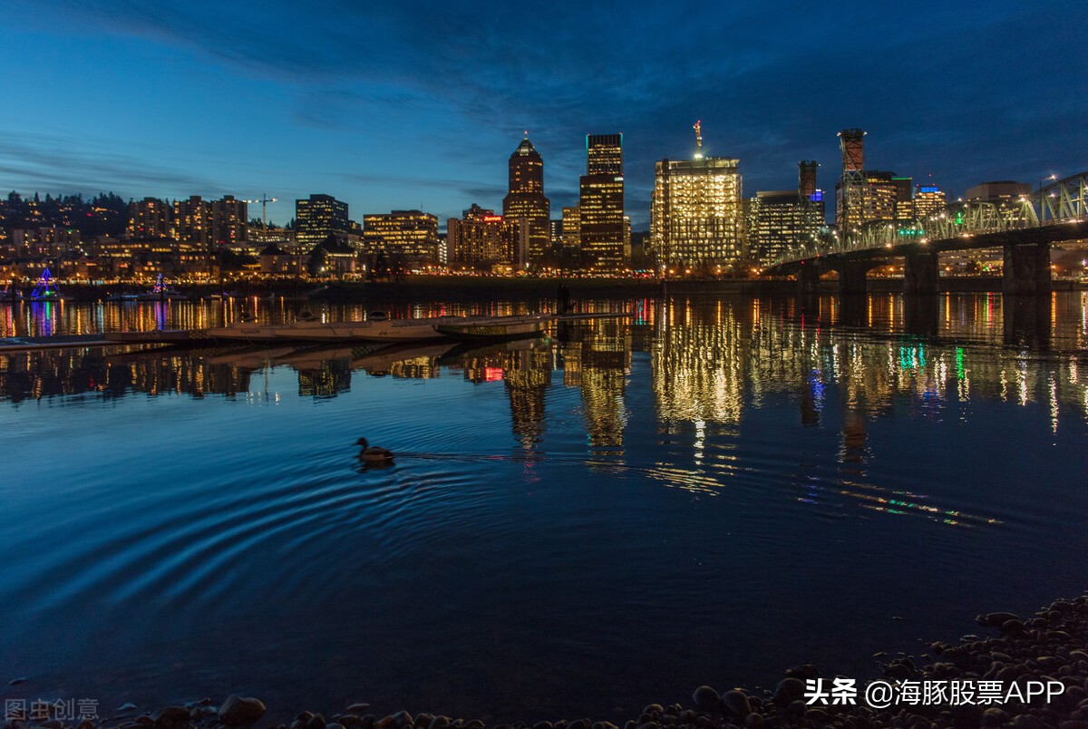 美股新能源汽车股普跌,美股新能源车企股价大跌