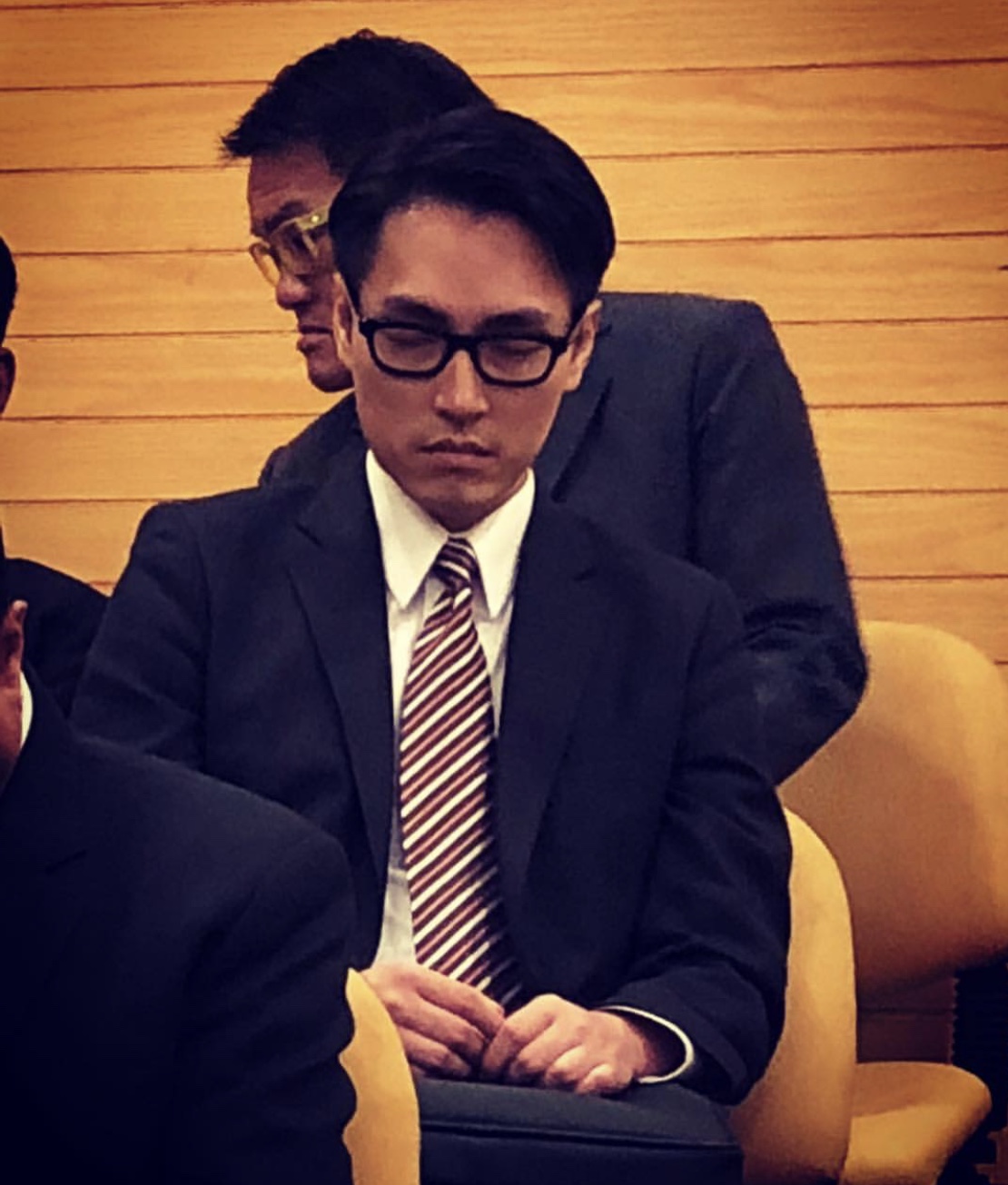 35岁TVB艺人林景程靠做物理治疗师帮补生计，副业收入比拍戏高7倍