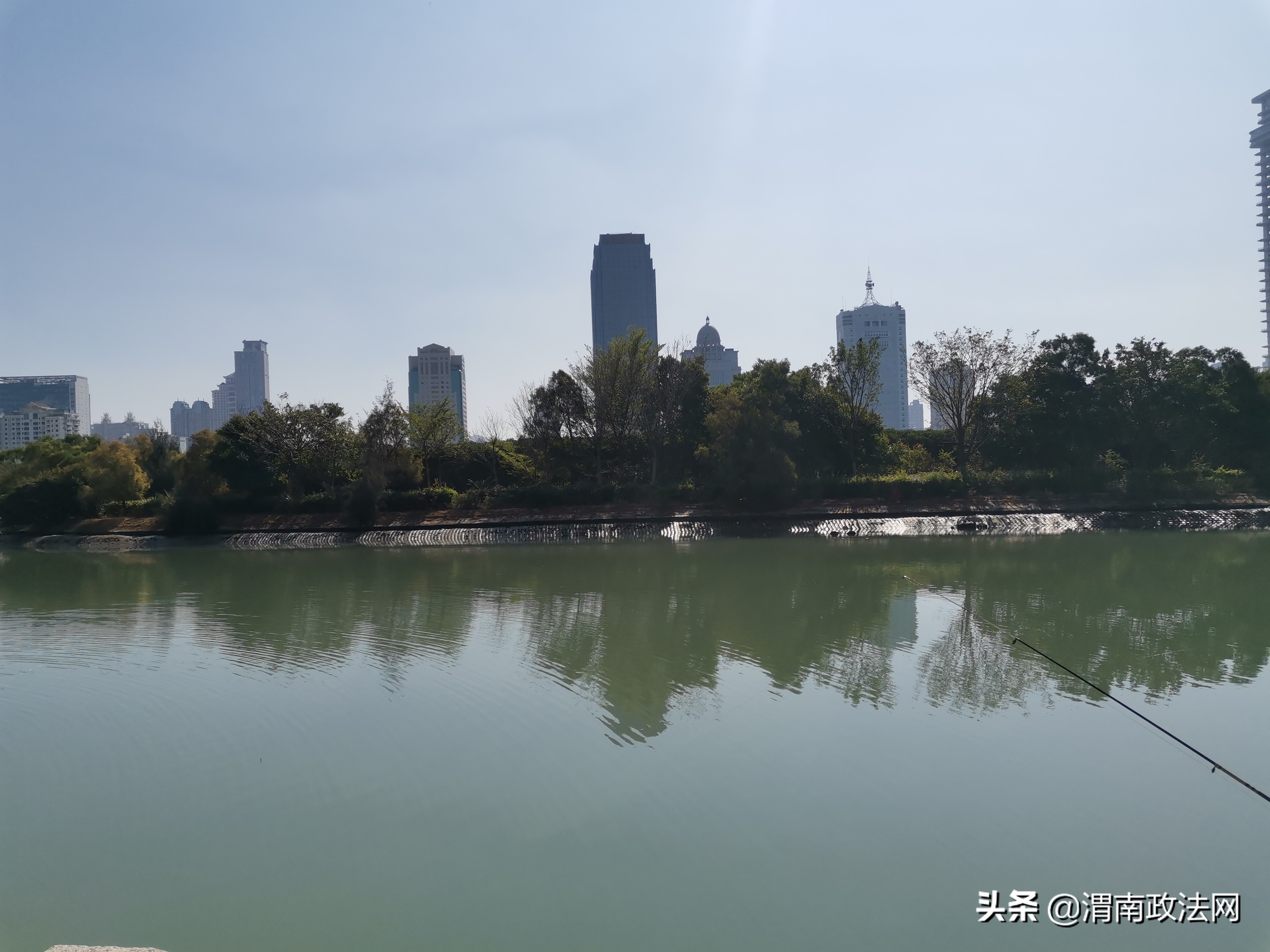 虚实劳荣枝:背负7条人命,却经营积极温暖的形象