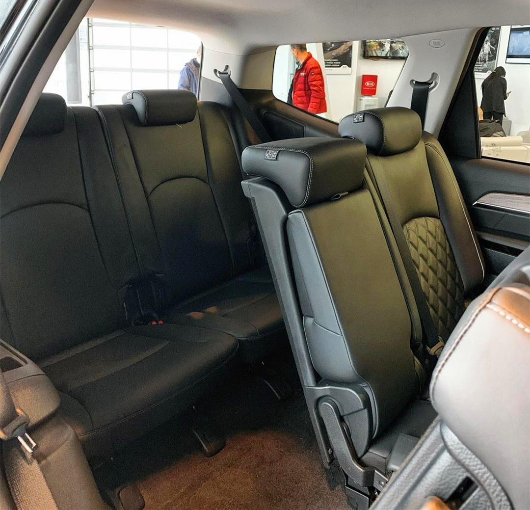 越野性能媲美丰田霸道，新款起亚霸锐实车，搭3.0T+全时四驱