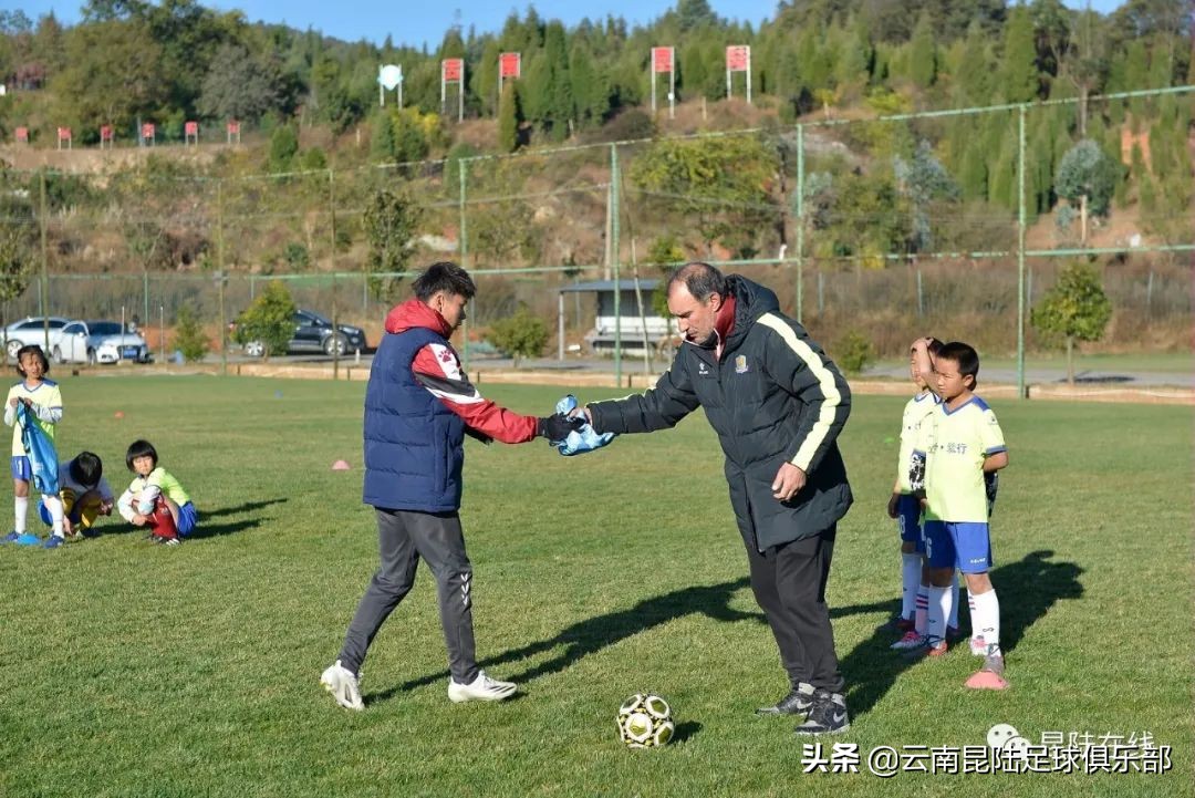 昆陆足球采访,昆陆足球