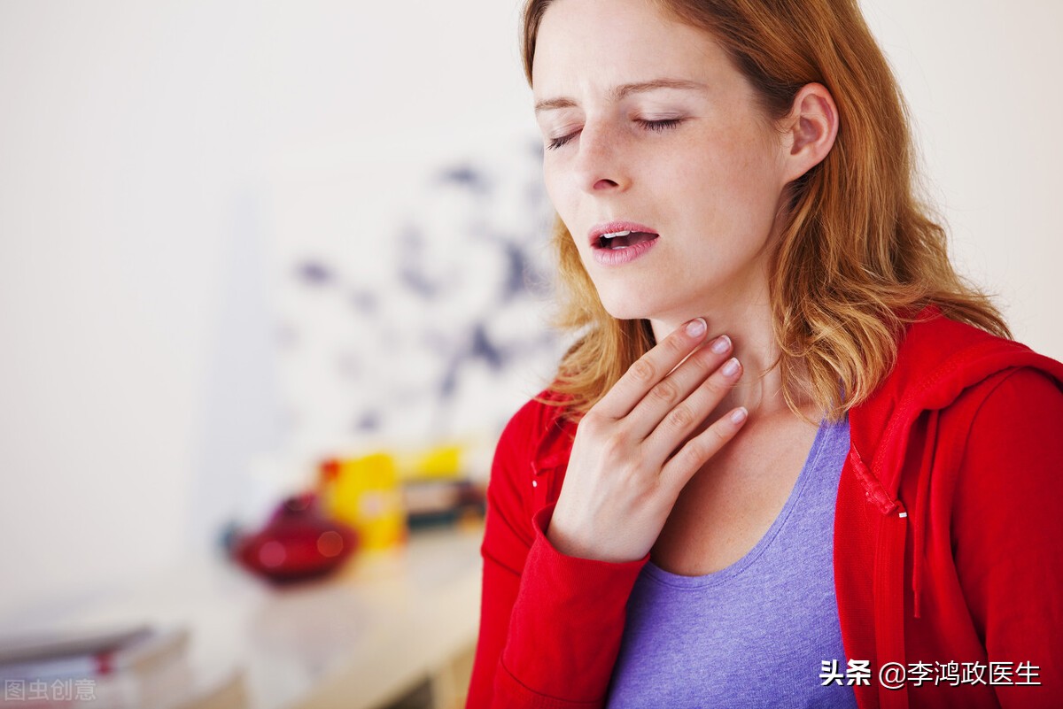 女子发烧用药后咽痛加剧，医生看脖子：不是甲亢，第一次看走眼了