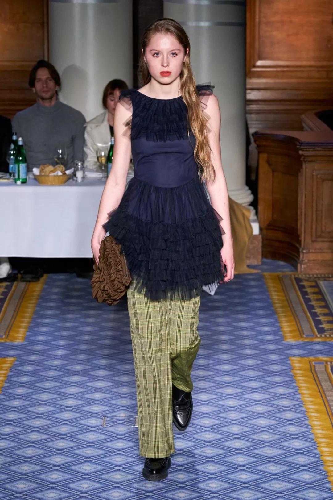 mollygoddard2019,mollygoddard品牌