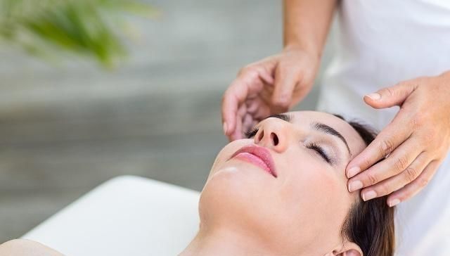 泽佳怎么去除鱼尾纹,30岁眼角纹明显怎么改善