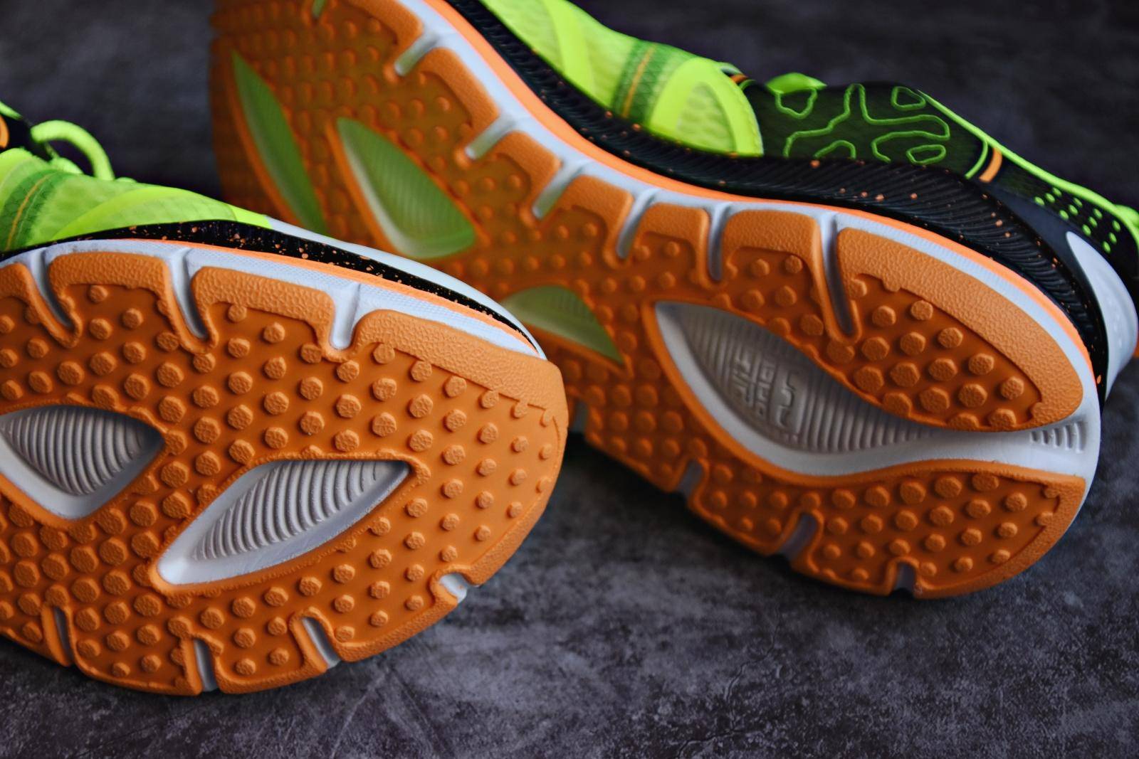 必迈爆款跑鞋pure,国货十大耐用耐磨的跑鞋