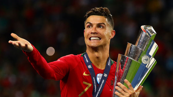 c罗迎39周岁生日快乐,37岁的c罗也抵不过岁月的流逝