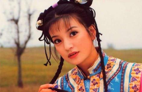 19年前赵薇拍少林足球,琼瑶评价赵薇演少林足球