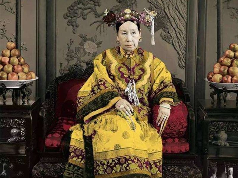 慈禧金丝楠木棺材内部图片,慈禧的棺材是金丝楠木