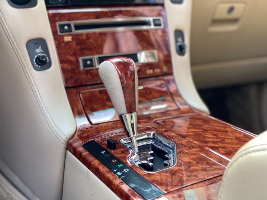 12代丰田皇冠3.0沙龙顶配版,丰田巅峰